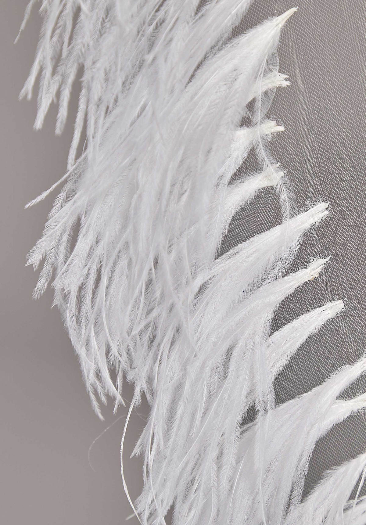 Luxury Wedding Veil Feather One Layer Long Cathedral Length Veils Applique Edge Custom Made Bridal Accessories High Quality