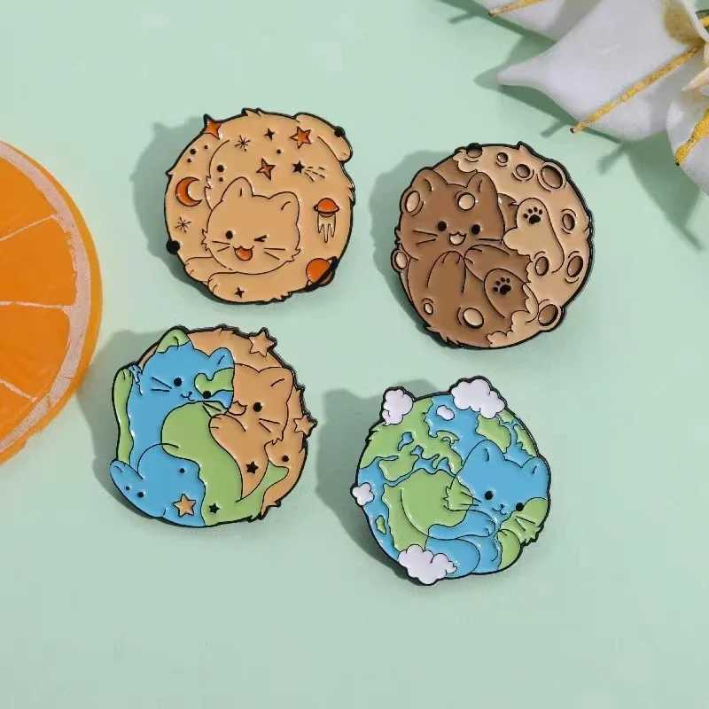 Planet Cat Enamel Pin Jupiter Neptune Mercury Earth Bruchi Collar Badge Animal Pin Wholesale Jewelry Gifts for Friends W240815