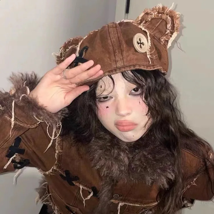 Womens Vintage Distressed Doll Bear Cowboy Octagonal Hat Y2K Button Elements Bear Ears Beret 240805