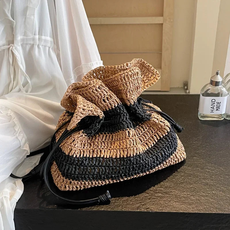 Style Shoulder Bag High Capacity Woven Bag for Summer Vacation Straw Shoulder Bag Women Moda Vintage 240815