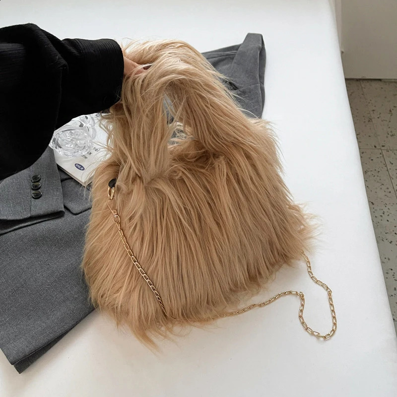 Soft Plush Women Winter Warm Shoulder Bags Phone Purse and Handbags Chain Crossbody Bag bolso Fashion Clutches Wallet 240814