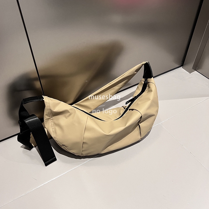 New high quality casual Oxford cloth crossbody bag simple large capacity lightweight single shoulder bag dumplings shape unisex croissant