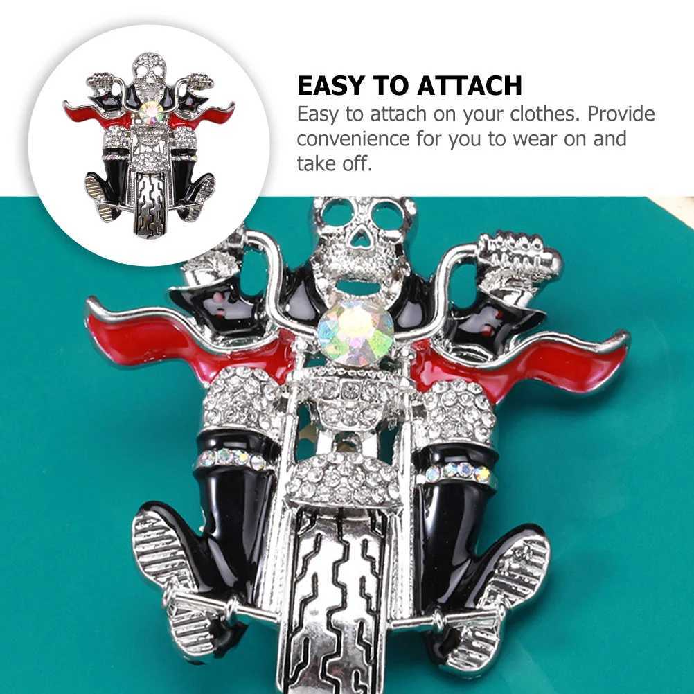 Skeleton brooch party costume decoration Halloween alloy brooch costume lapel brooch unique retro W240815