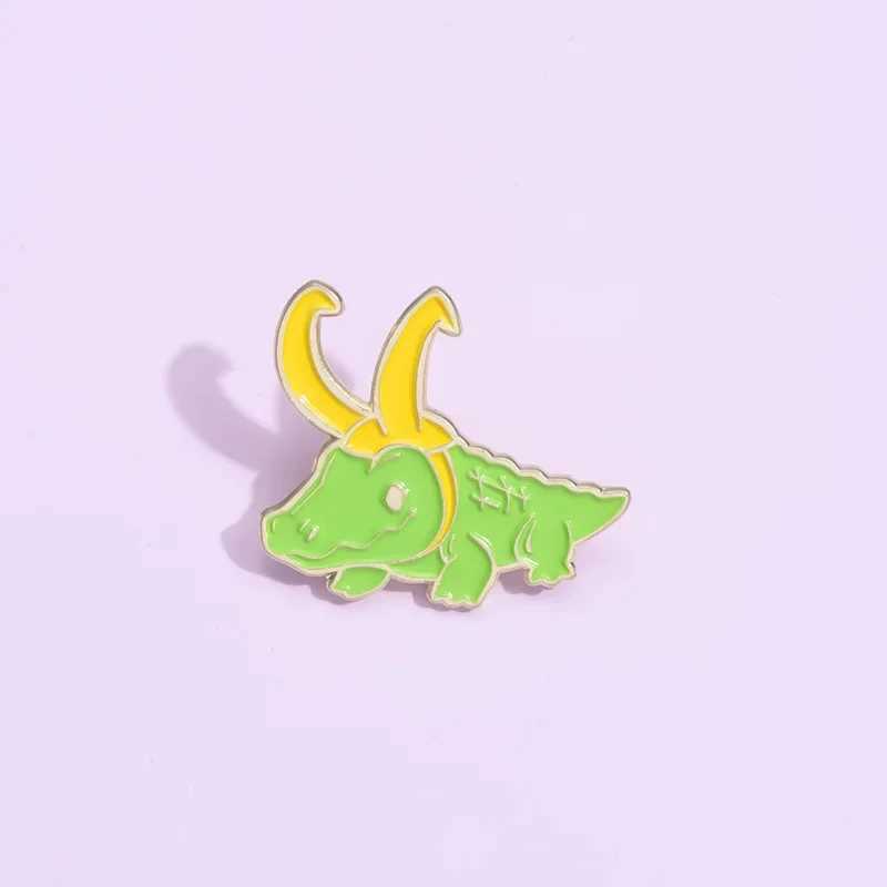 Cartoon crocodile enamel pin cute green crocodile tropical reptile brooch badge jewelry wholesale for children and friends W240815
