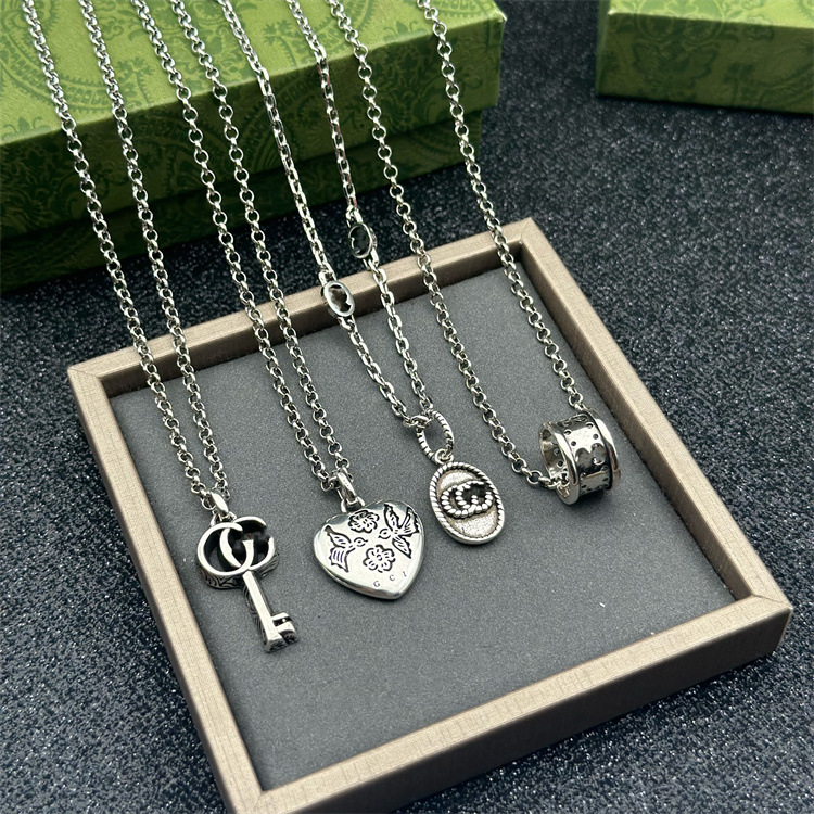 High Quality Jewelry Necklace Sier Chain Mens Womens Key Pendant Skull Tiger With Letter Designer Necklaces Fashion Gift G