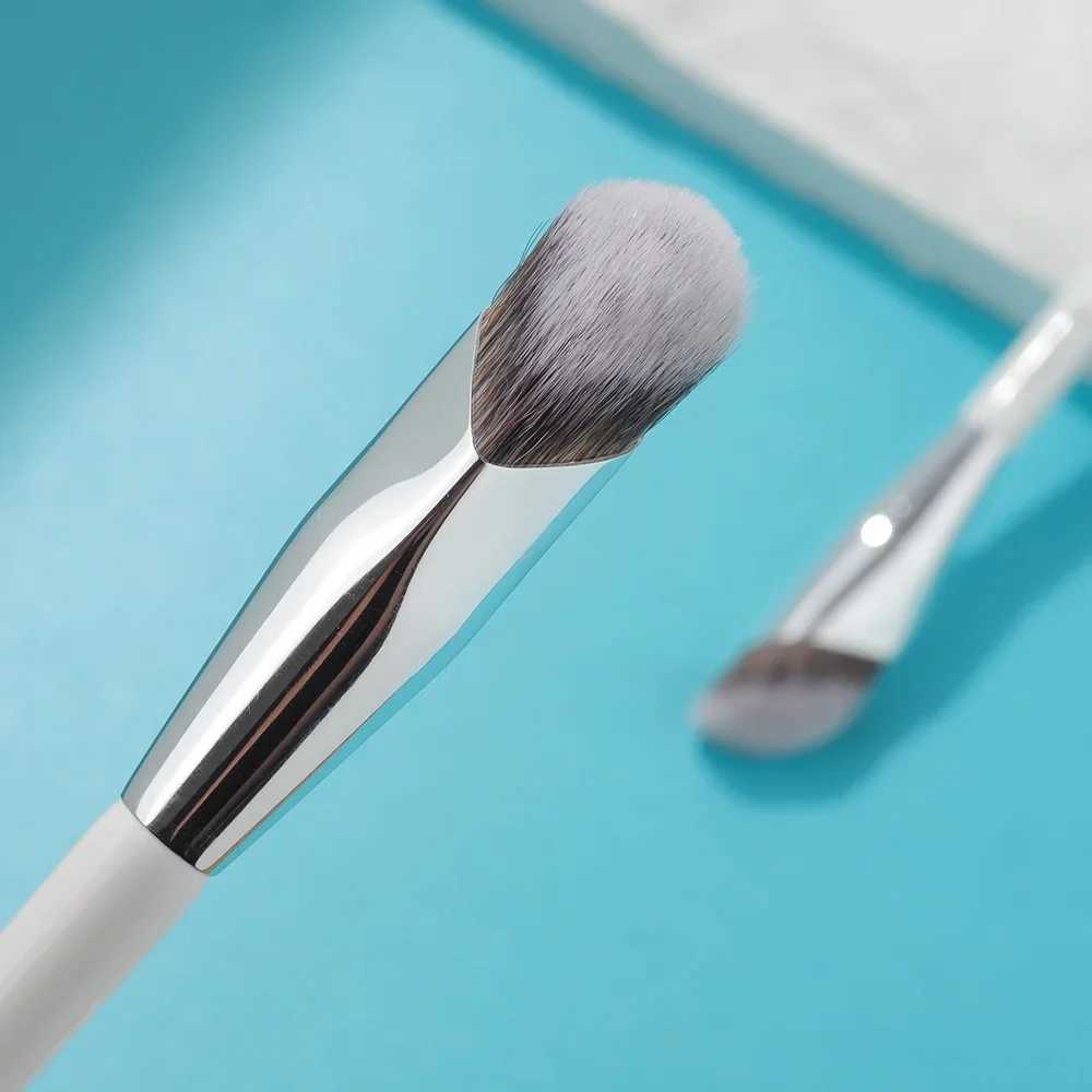 Angle shaped Korean eye mask brush for makeup cream corrector mixing brush liquid makeup nose contour F811 W240814