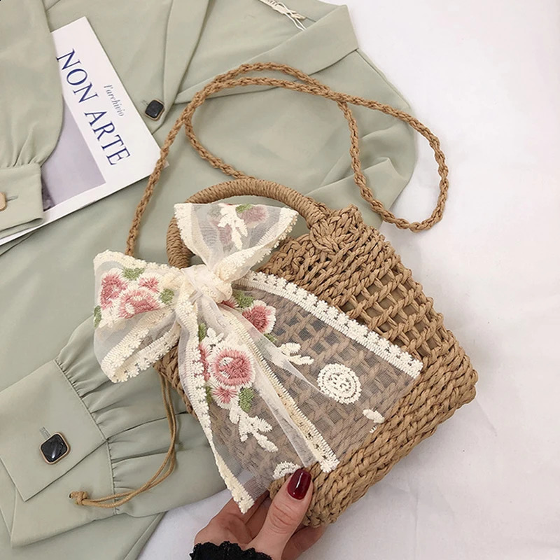 Straw Handmade Tote Summer Holiday Woven Female Bohemian Beach Travel Crossbdoy Bags Small Basket Handbag Purse Bolsa 240814