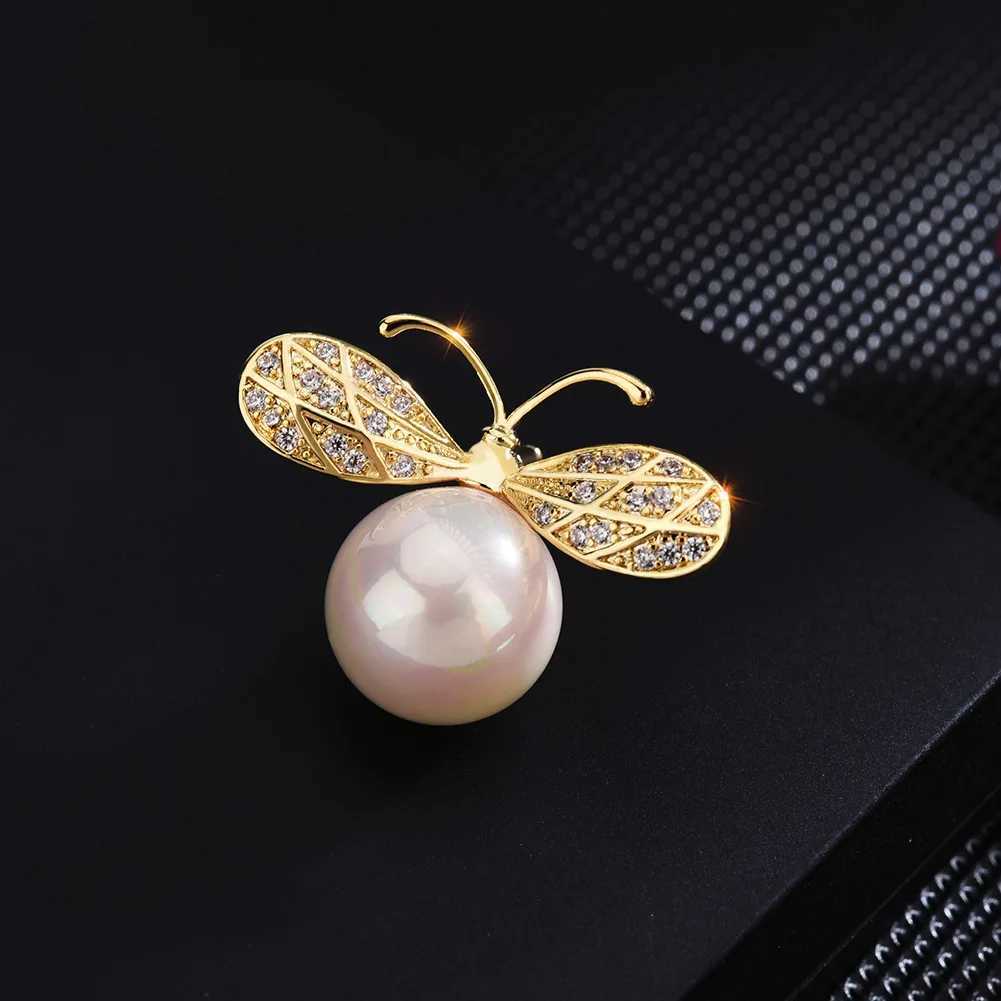 SUYU Zircon Scarf Button Chest Flower Fashionable Elegant and Simple Pin Jewelry Little Bee Brooch Button W240815