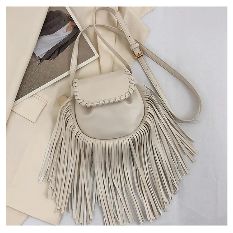 Women Leather Cross Body Bags Vintage Tassle Women Shoulder Bags Small Women Phone Bags Drop 240815