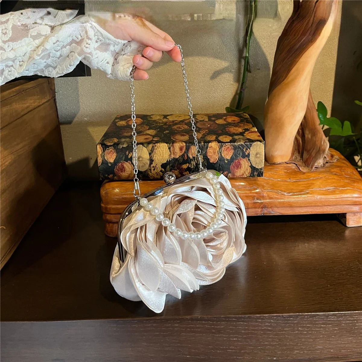 Evening Bag Fashion Flower Clutch Bag Women Wedding Handbag Pearl handle Lady Clutches Wallet Shoulder Chain Bag 240813