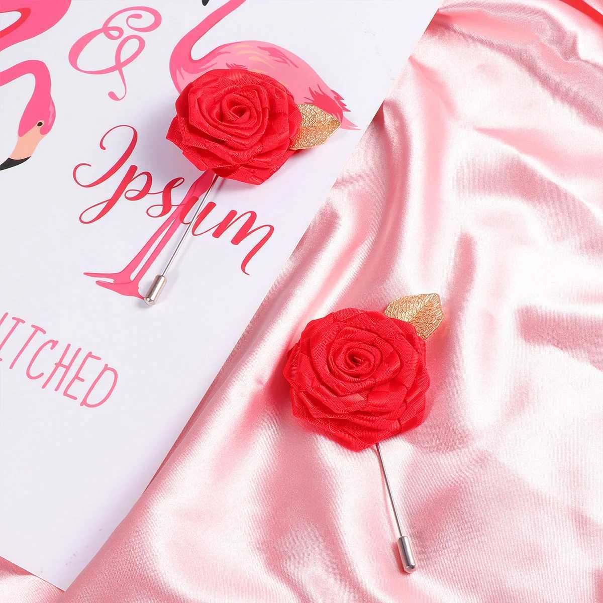 12 red chest wedding dresses womens brooches high-quality materials creative necklaces W240815