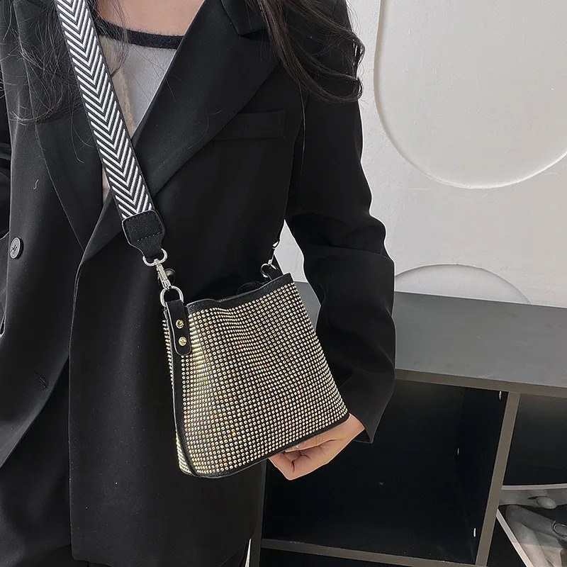 Trendy Vintage Y2k Aesthetic Ladies Crossbody Bags Korean All Match Fashion Grunge Shoulder Casual Diamond Womens Handbags 240815