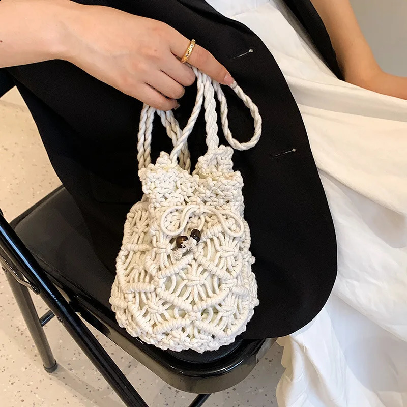 Women HandWoven Crossbody Shoulder Bag Underarm Clutch Knitted Bucket Beach Bags Ladies Summer Travel Small Handbag Purse bolsa 240814