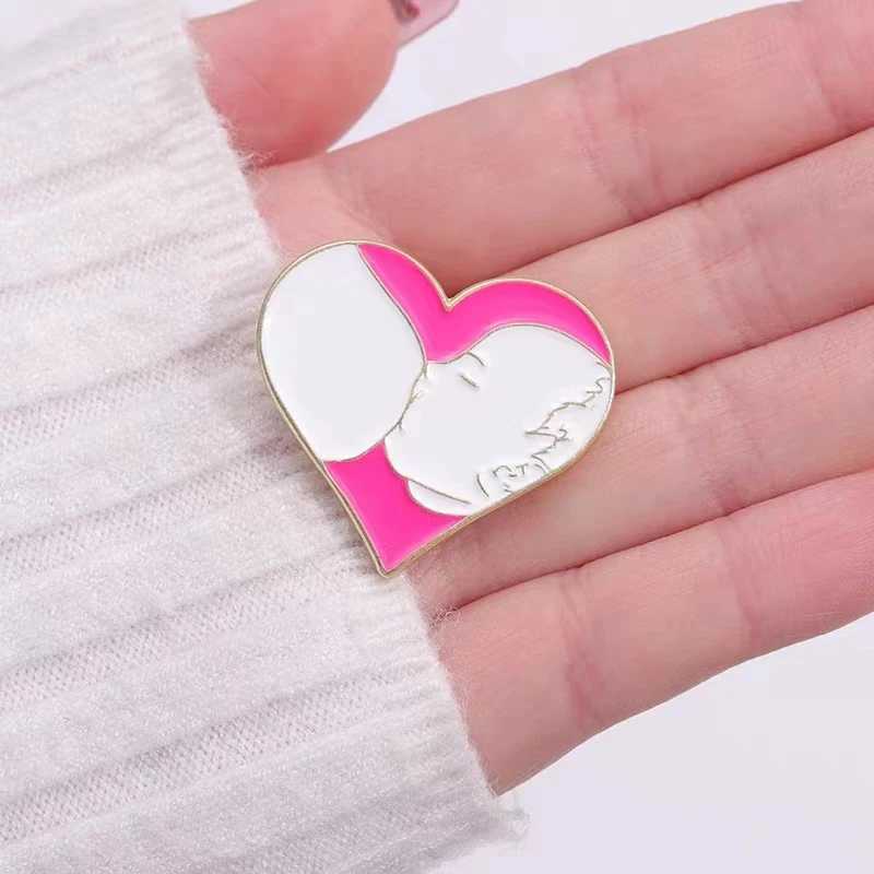 Customized mother and baby enamel pins for breast feeding chest lapel badges love childrens jewelry gifts direct shipping W240815