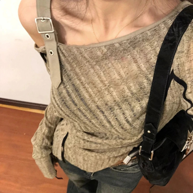 Deeptown 2000s Aesthetic Retro Tshirt Womens Sexy Y2k Punk Gyaru Long Sleeve Crop Street Clothing Asymmetric Top Slant Neck 240814