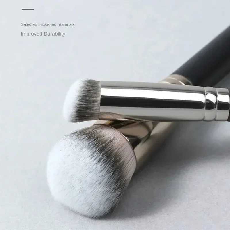 Makeup brush basic concealer cream angle seamless cover synthetic dark circle liquid cream contour brush beauty tool W240814