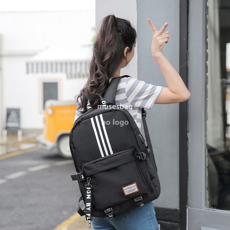 Customized large capacity black backpack Waterproof thickened student backpack Leisure simple commuter bag Business computer bag