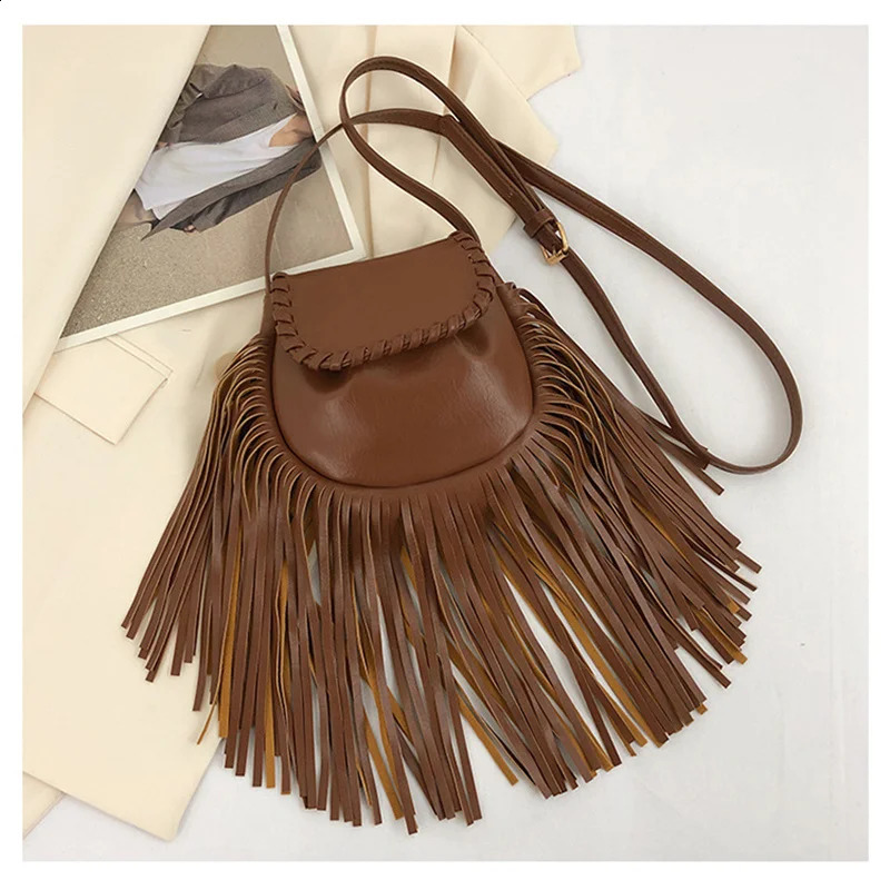 Women Leather Cross Body Bags Vintage Tassle Women Shoulder Bags Small Women Phone Bags Drop 240815