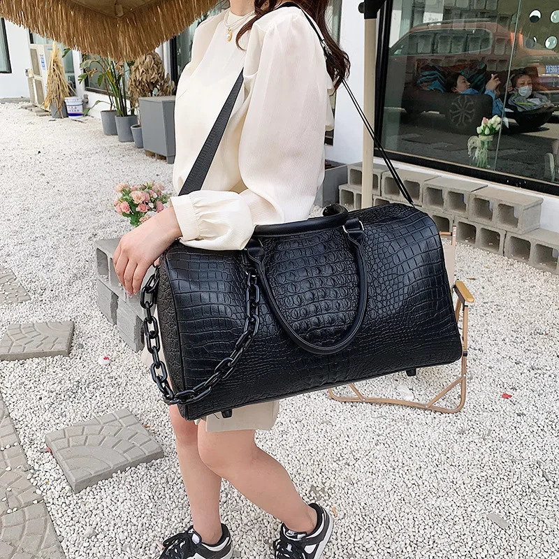 Fashion Travel Bags For Women Punk Style Chain Shoulder Bag Large Capacity Handbag Tote Female Alligator Messenger Bag 240815