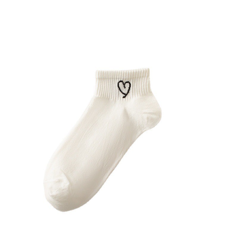 Simple Yet Stylish Women's White Ankle Socks for Spring & Summer - Lightweight and Comfy