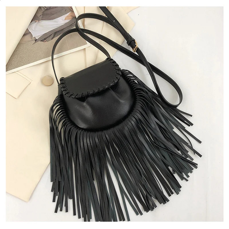 Women Leather Cross Body Bags Vintage Tassle Women Shoulder Bags Small Women Phone Bags Drop 240815