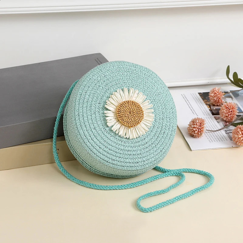 Minimalist Straw Bag Round Crossbody Purse Women Shoulder Vacation Style Small Handbag Travel Beach 240814
