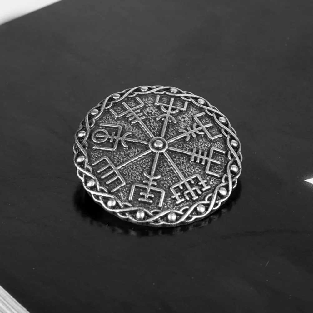 3 Viking brooches creative brooches retro clothing brooches round guest appearance W240815