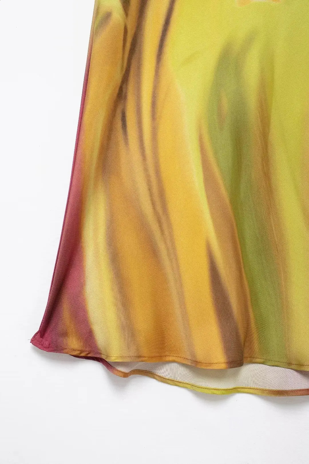 TRAFZA Fashion Women Skirt Suit Tie Dye Folds Metal Decorate Sleeveless Slim Top Elegant Chic Printed Midi Skirt Mujer 240815