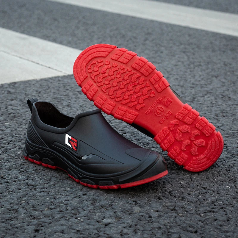 Fashion mens low top outdoor anti slip soft sole low cut rain boots kitchen work rubber shoes mens rain boots 240821