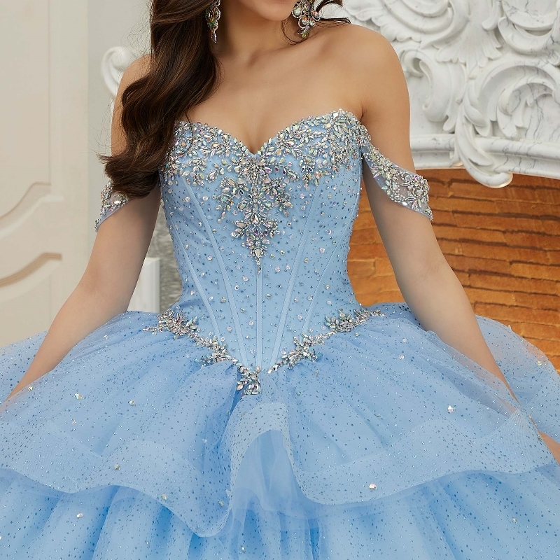 Sky Blue Shiny Princess Quinceanera Dress Ball Gown Classic Beads Crystal Bow Sequin Tull Sweet 16 Dress Vestidos De 15 Anos