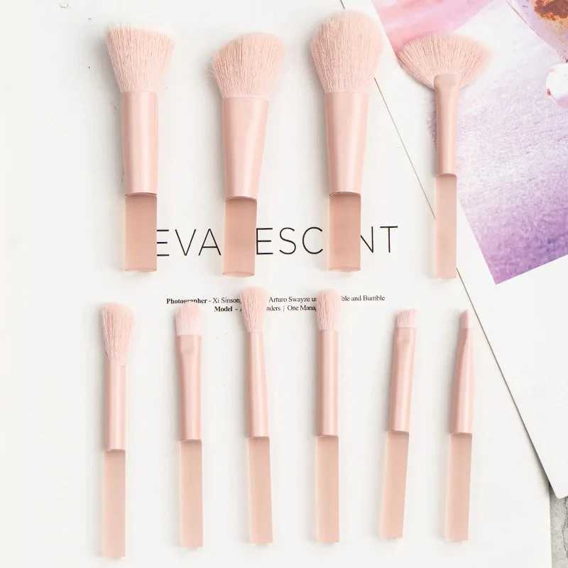 New mini makeup brush set 10 pieces of eye shadow loose powder brush travel portable soft hair makeup tool W240814