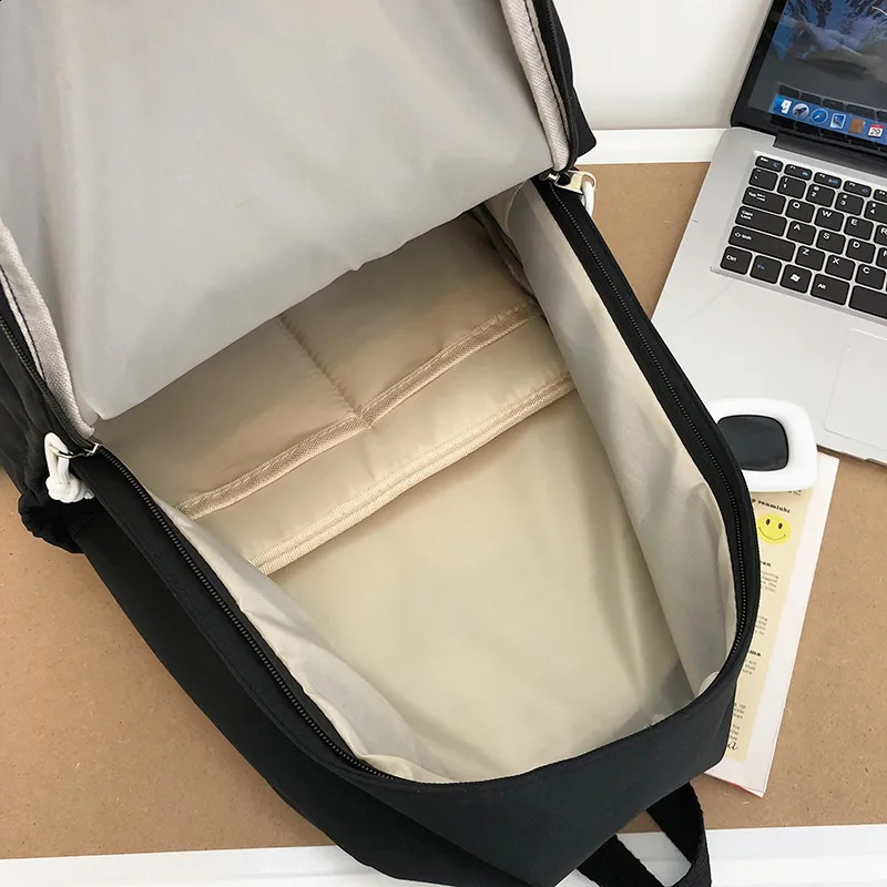 Womens Casual School Backpack Cute FivePointed Star Shoulder Bags For Teenagers Girls Students Large Capacity Laptop Handbags 240814