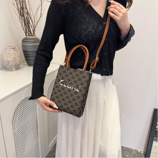 Tote bag women 2024 autumn/winter new designer handbag shoulder bag small bag vertical crossbody bag piano bag