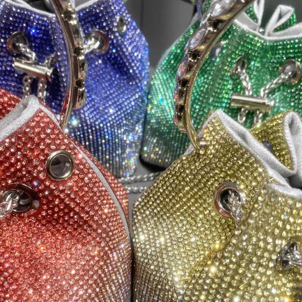 Handle Rhinestones Evening clutch Bag Purses and handbag luxury Designer shoulder bags Shiny Crystal Clutch purse bucket bag CL240815