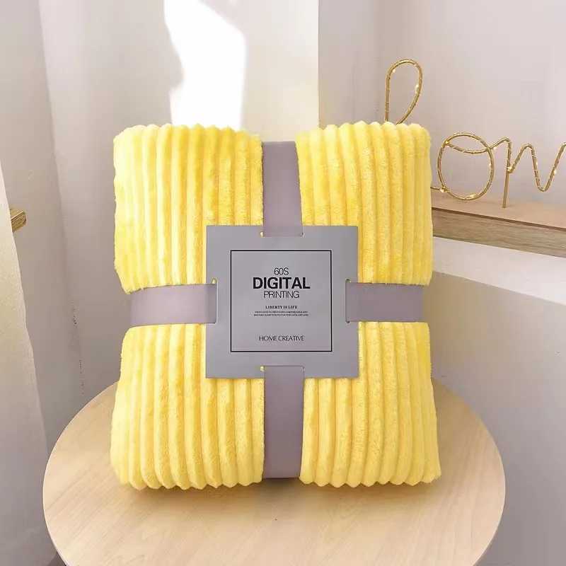 Childrens Flannel Blanket for Spring and Autumn Thickened Encrypted Magic Fleece Plain Coral Fleece Blanket Vacuum Packed Y240815
