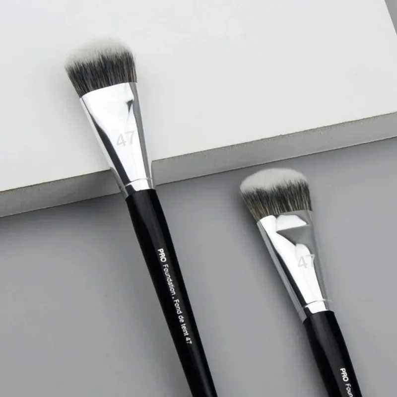Professional Basic Brush 47 Broom Head Liquid Basic Shadow Repair Brush Female Facial Basic Makeup and Beauty Tools W240814