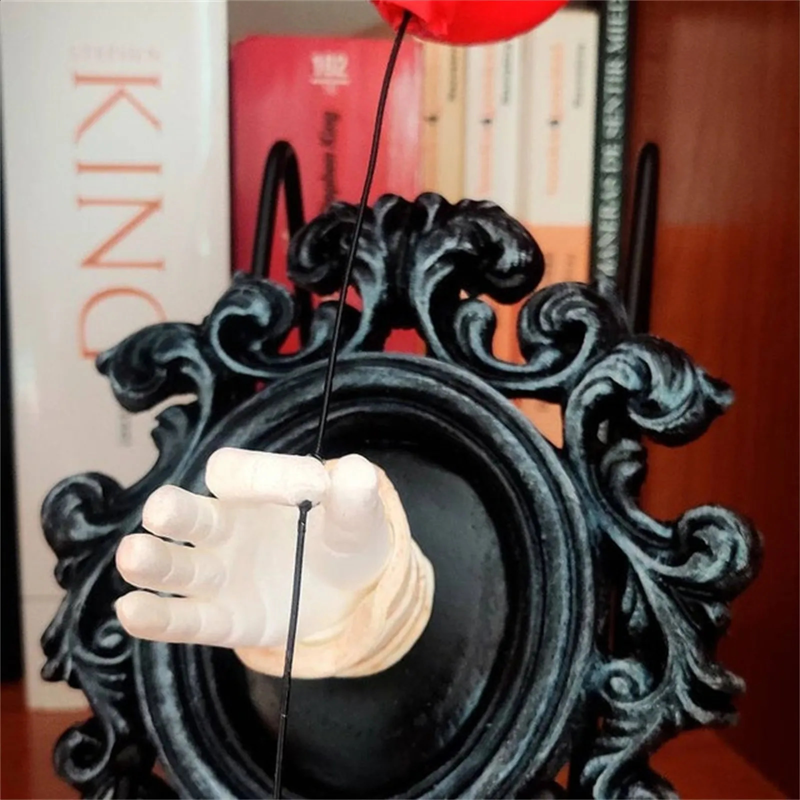 Halloween Gothic Witch Hand Statue Home Wall Keys Jewelry Hanger Resin Sculpture Halloween Party Decoration Horror Props DIY Art 240813