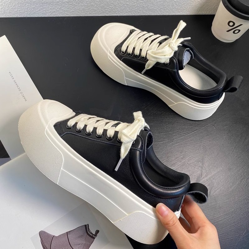 Women Shoes Trendy Casual Shoes Thick Sole Round Toe Lace Up Versatile Free shipping