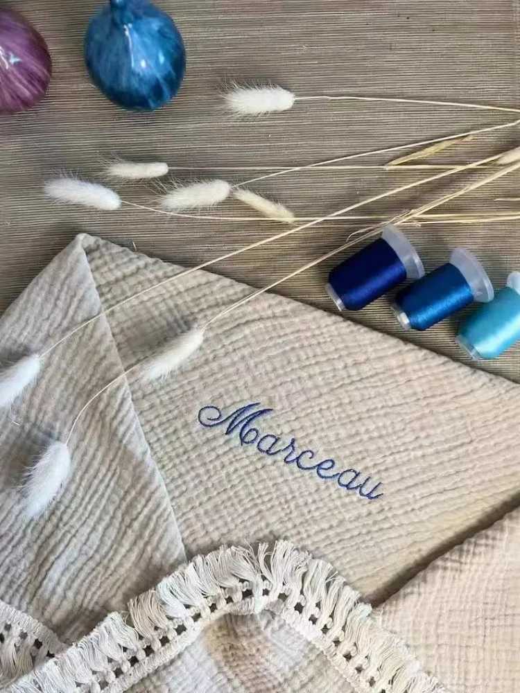 Embroidered Custom Name Cotton Muslin Swaddle Blankets for Newborn Baby Tassel Receiving Blanket Personalized Baby Name Blanket Y240815