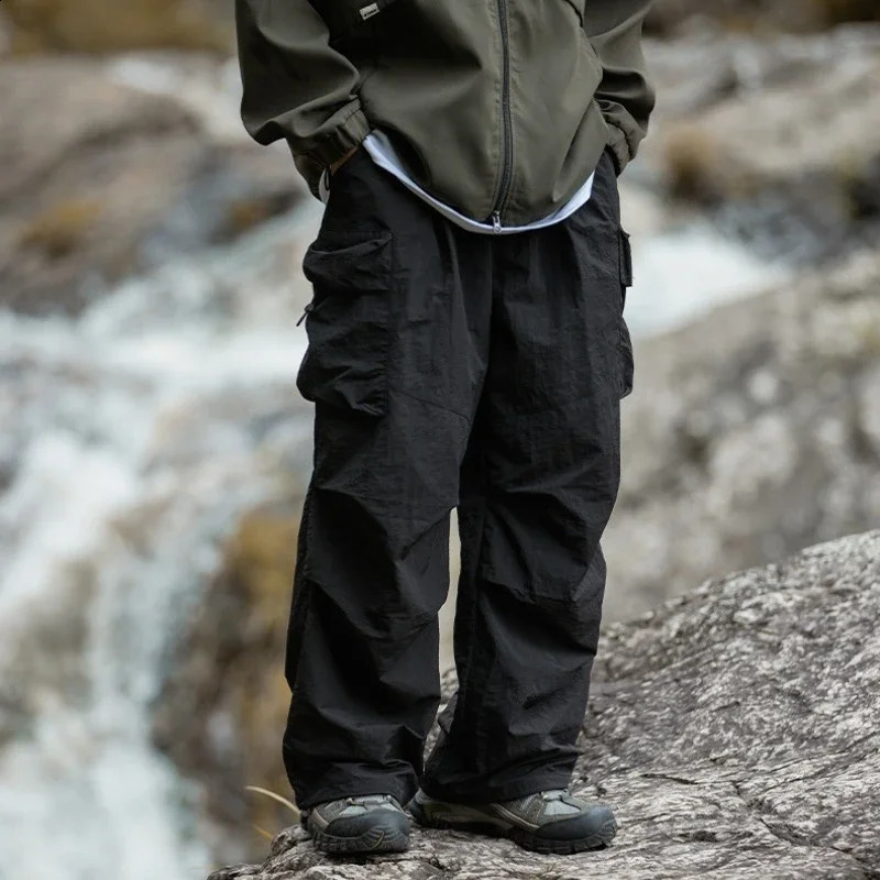 Functional and Stylish Spring Denim Outdoor Pants with Double-folded Large Pockets and Paratrooper Wide Leg Jeans 240810