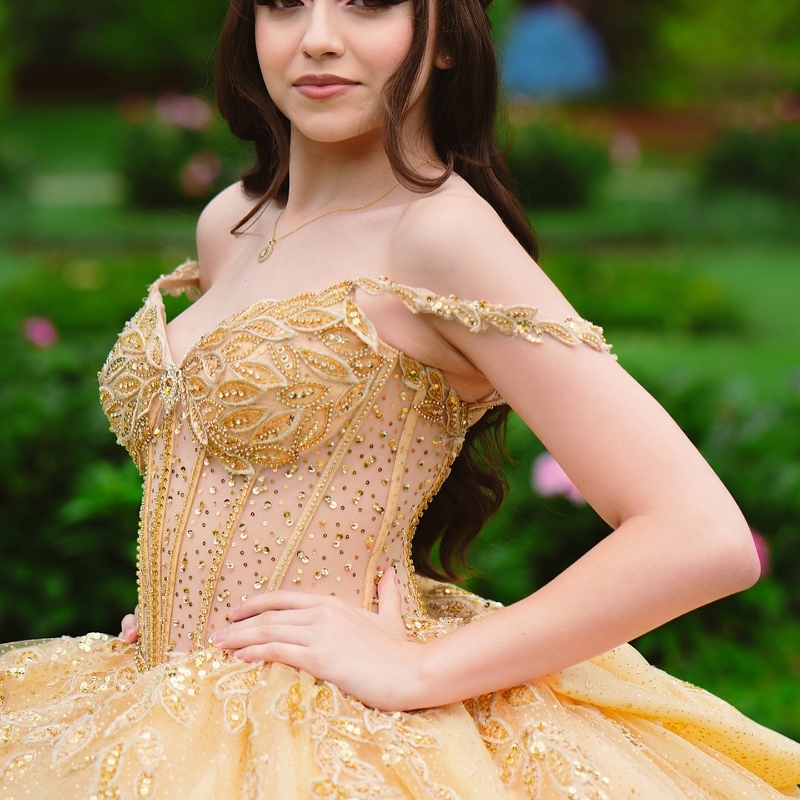 2025 Yellow Shiny Quinceanera Dresses Ball Gown Sweetheart Beading Crystal Tulle Lace-Up Backless Party Princess Sweet 16 Dress