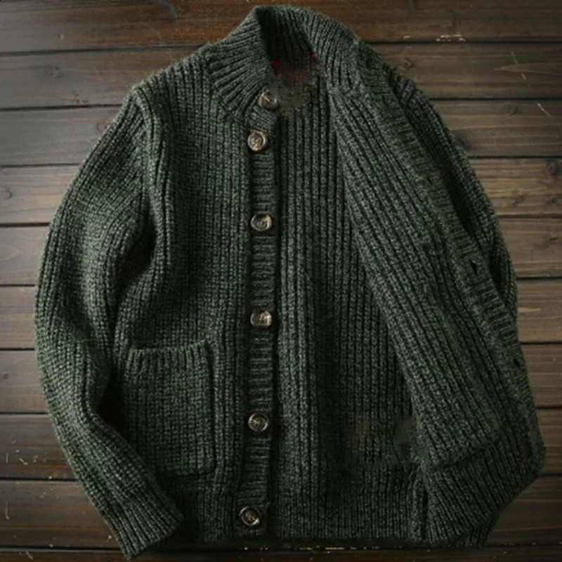 Men Thick Vintage Knit Cardigan Sweater Korean Casual Fashion Warm Single Breasted Sweater Autumn Winter Male Slim Sweater Coat 240814