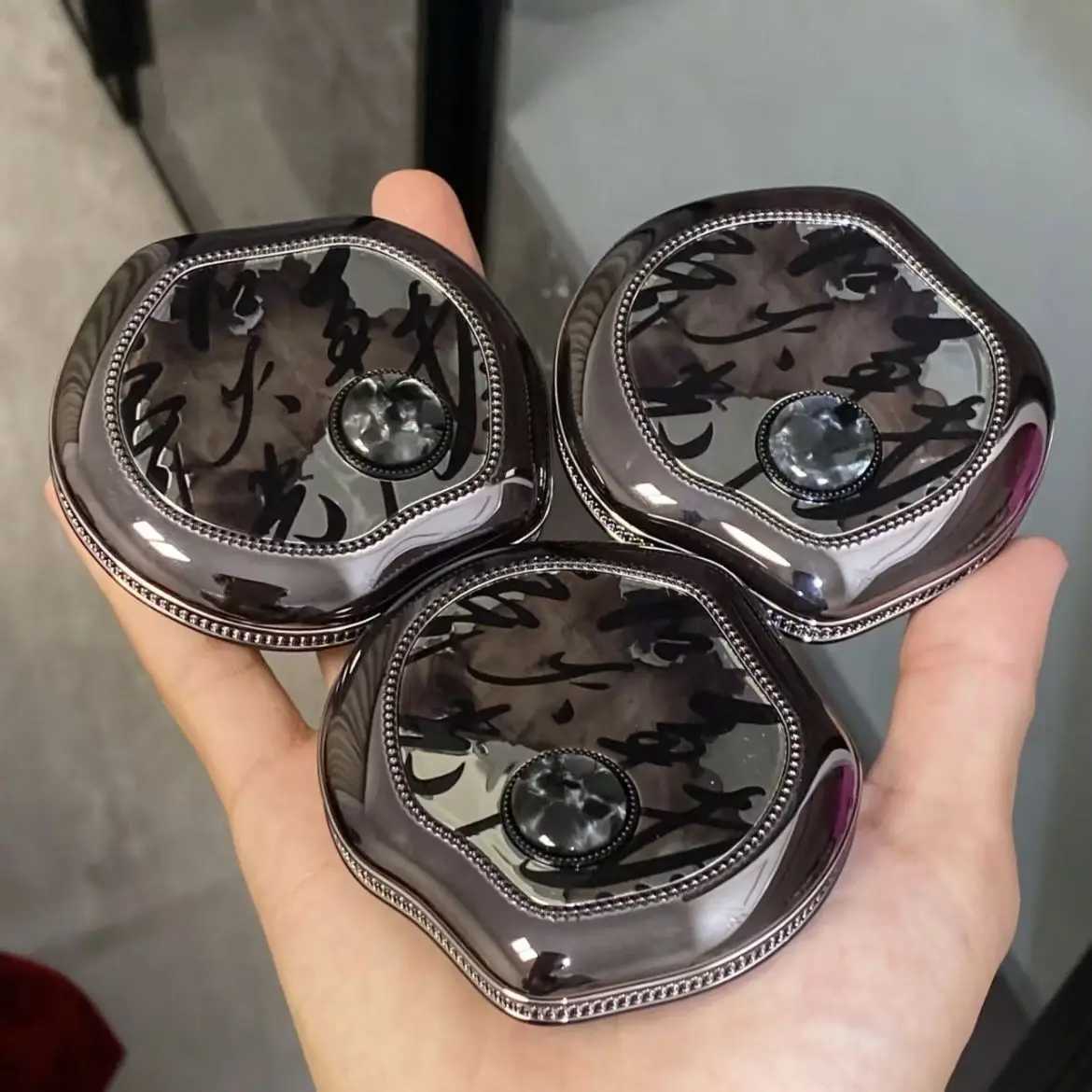 Girlcult Blush contour Heart Embossed Blush High-End Cute Matte Finish Pigmented Fine Powder for Smooth Long-Lasting Blush Y240815
