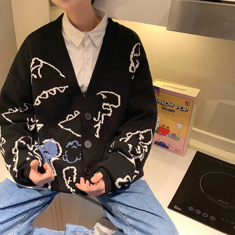 Autumn Oversize Cardigan Men Knitted Dinosaur Sweater Streetwear Loose Male Women Coat Doodle Hip Hop Pattern Winter 240814