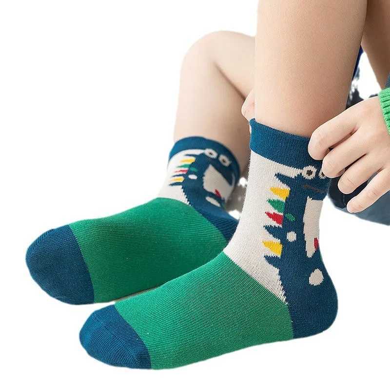 5 pairs/batch of girls childrens socks cotton cute outdoor travel sports socks animal dinosaur socks Kaosu sportswear accessories W240814