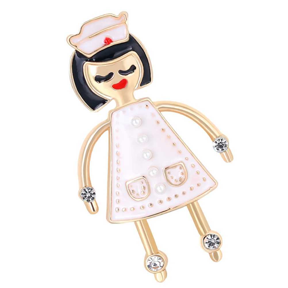 Exquisite chest decoration fashionable gift womens chest creative chest European and American cartoon W240815