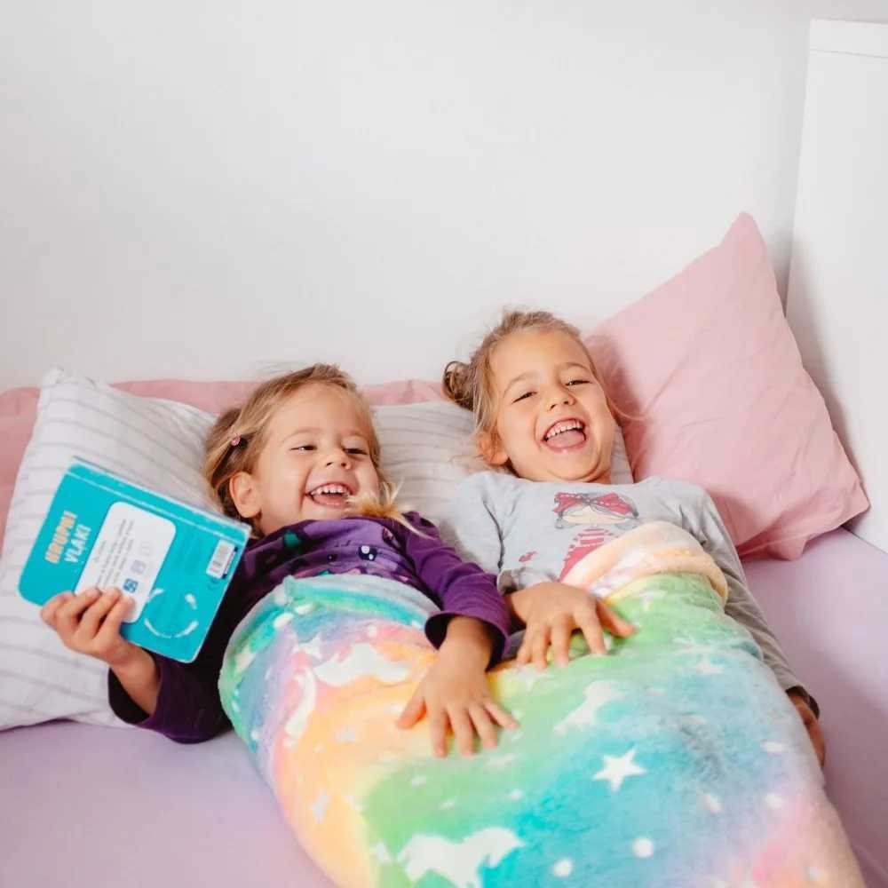 Flannel Mermaid Sleeping Bag Cute Rainbow Glowing In The Dark Mermaid Blanket Soft Cozy Universal Mermaid Tail Mermaid Blanket Y240815