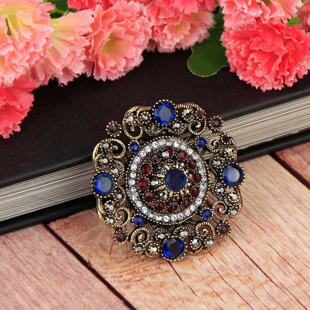 Neovison high-quality Trkiye brooch suitable for delicate women antique gold antique round resin flower brooch body jewelry W240815