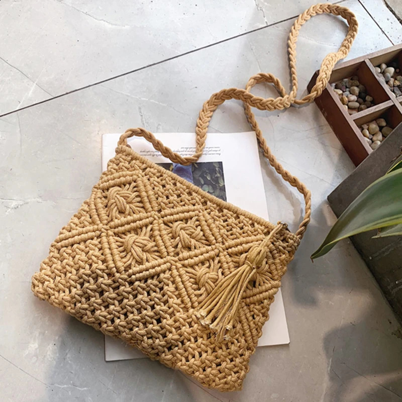 Women Woven Hollow Out Shoulder Bags Straw Summer Crossbody Beach Fashion Travel Handbag Female Multifunctional Messenger 240814