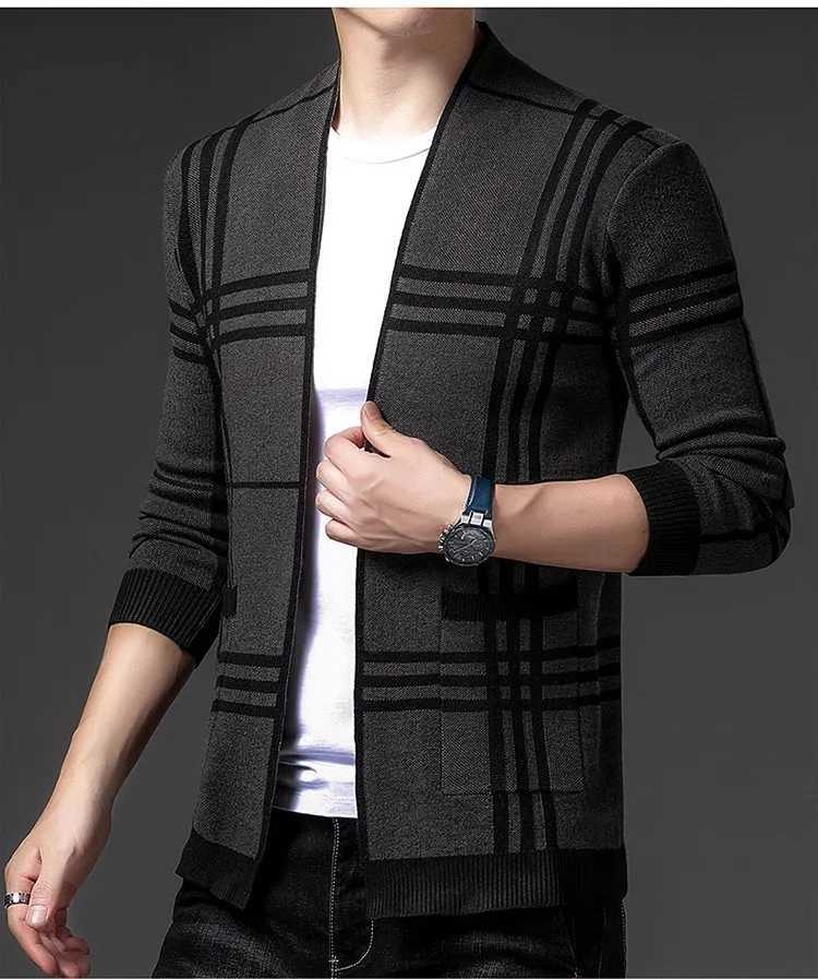 2024 Spring and Autumn New Fashion Checkered Knitted Mens Cardigan Stripe Casual Pocket Shawl Sweater Coat Jacket Luxury SweateXJ240814